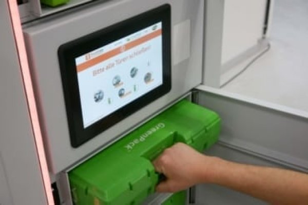 Control computer with display and user guidance for battery changing stations Linux IPX with display for battery changing stations